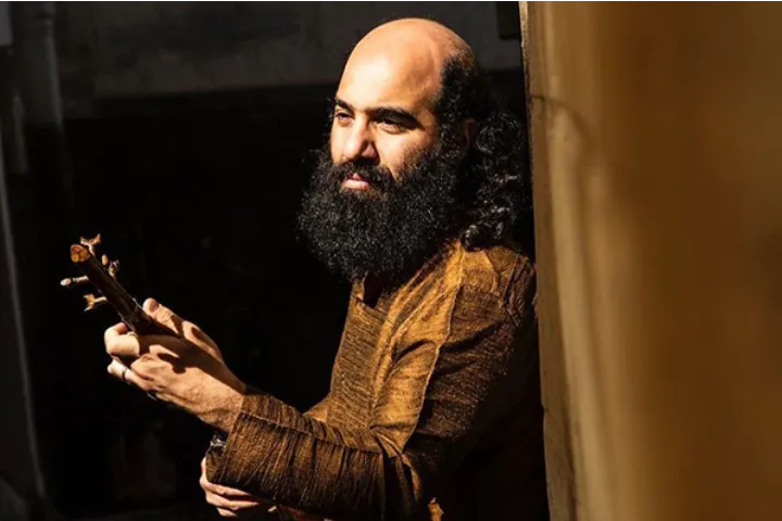 ریشه‌های من در موسیقی ایرانی محکم است